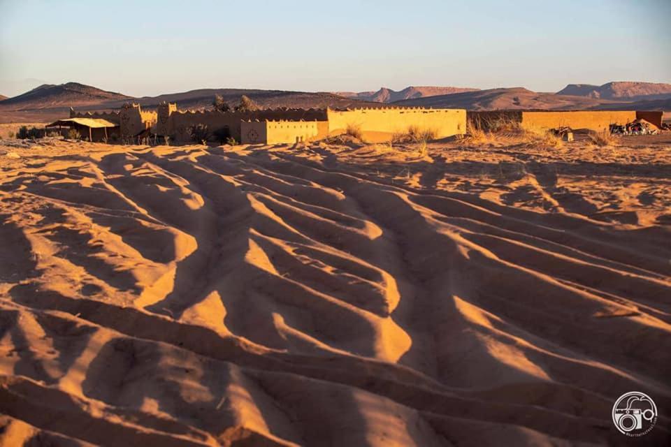 Auberge Dinosaur Kem Kem Hotel Tafraoute Sidi Ali Exterior photo